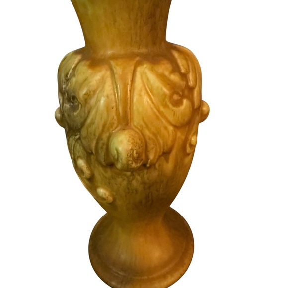 Vintage Royal Haeger USA Pottery Vase – Golden Yellow – 12” Tall - Picture 5 of 10